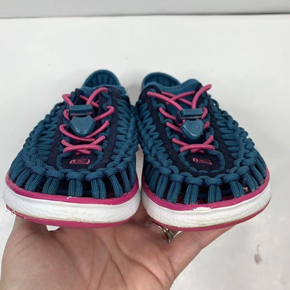 Keen Uneek O2 Sz 4 Slip On Sandals Dress Blues Berry Big Kid's Children's Unisex